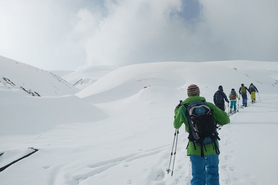 ski-touring-v-armenia-x-club-teambuilding-bg-com-1